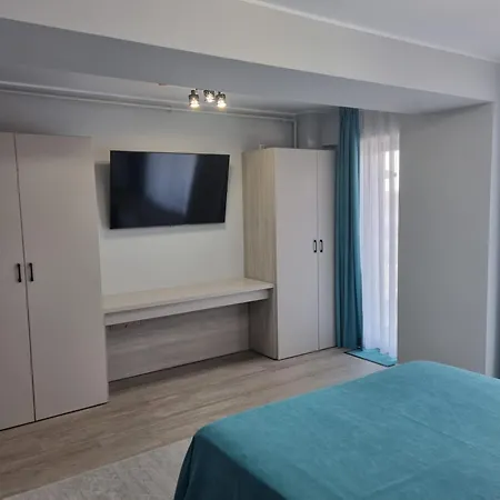 64 By Zora Rezidetial * Năvodari